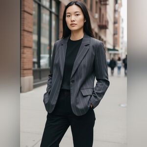 Simply Manakin 2 Button Black Pinstripe Blazer Petite 12p NwOT